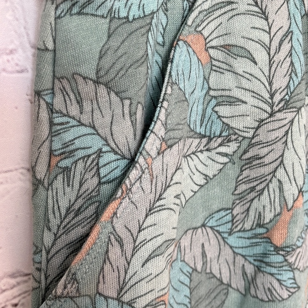 NWT Nine West Colorful Feather Drawstring  Skirt With Pockets Size Medium - Picture 3 of 4